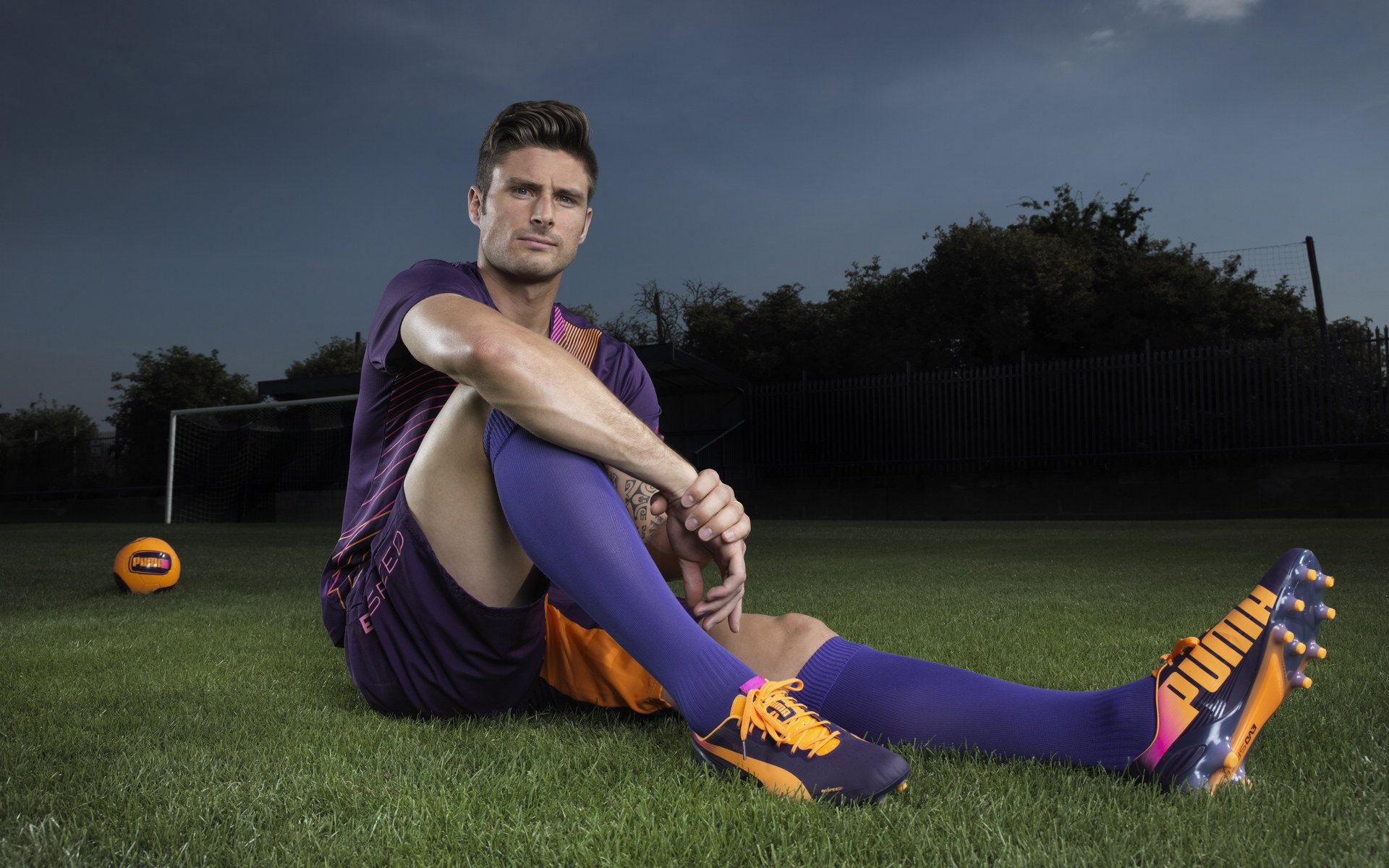 球迷是否会因球员频繁转会而流失信任，球迷会踢球吗